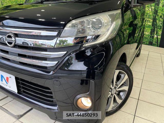 Nissan DAYZ ROOX 2015-10 7616161-11