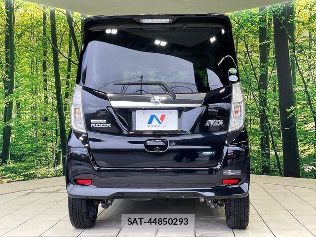 Nissan DAYZ ROOX 2015-10 7616161-14