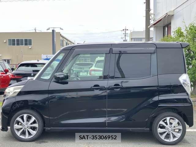Nissan DAYZ ROOX 2014-05 7616169-10
