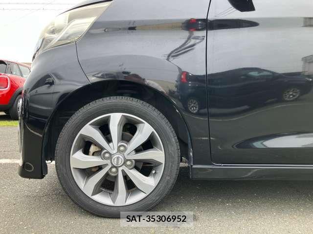 Nissan DAYZ ROOX 2014-05 7616169-13