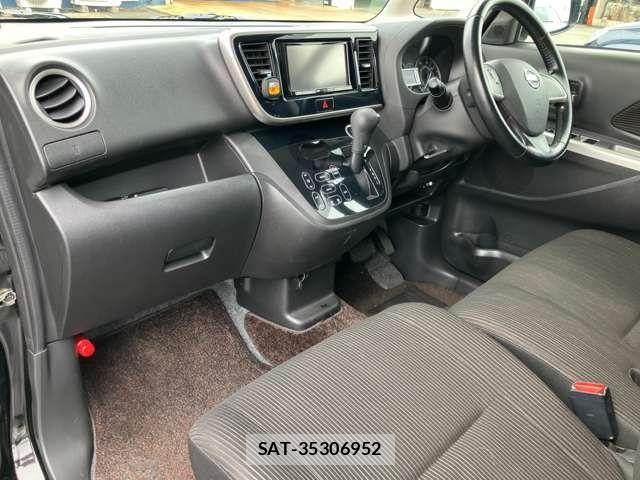 Nissan DAYZ ROOX 2014-05 7616169-18