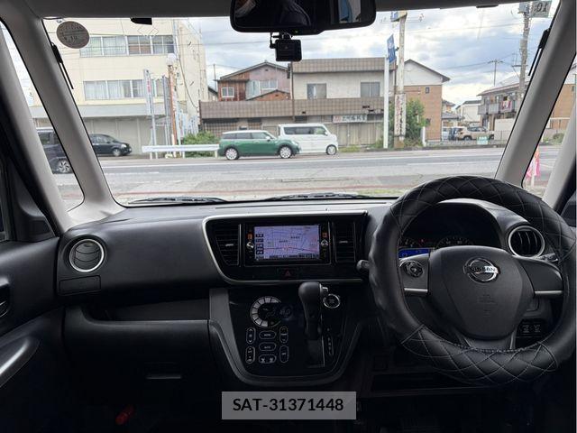 Nissan DAYZ ROOX 2014-10 7616171-1