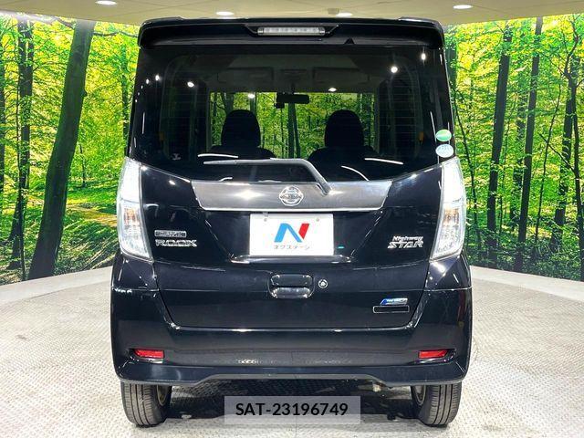 Nissan DAYZ ROOX 2014-06 7616174-14
