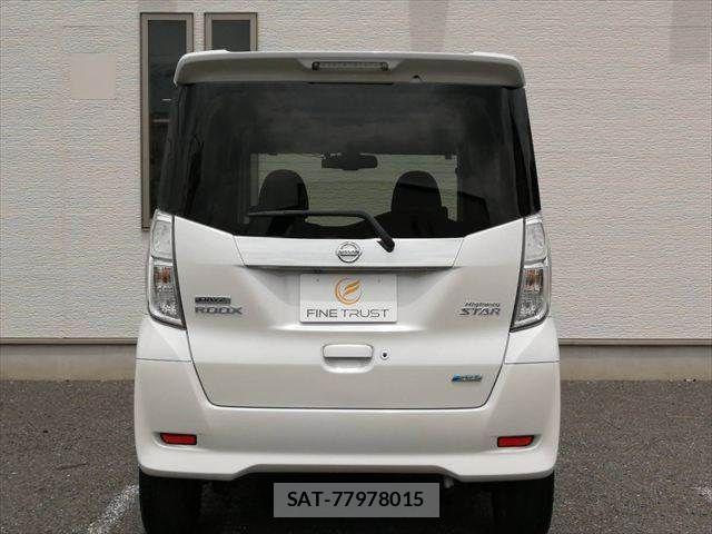 Nissan DAYZ ROOX 2015-09 7616170-19