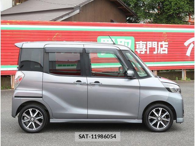 Nissan DAYZ ROOX 2017-08 7616163-25