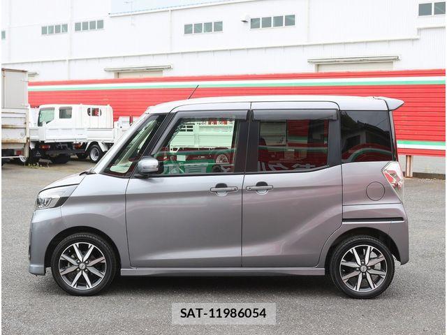 Nissan DAYZ ROOX 2017-08 7616163-29