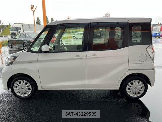 Nissan DAYZ ROOX 2017-08 7722681-10