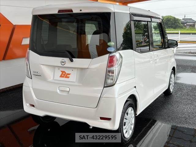 Nissan DAYZ ROOX 2017-08 7722681-12