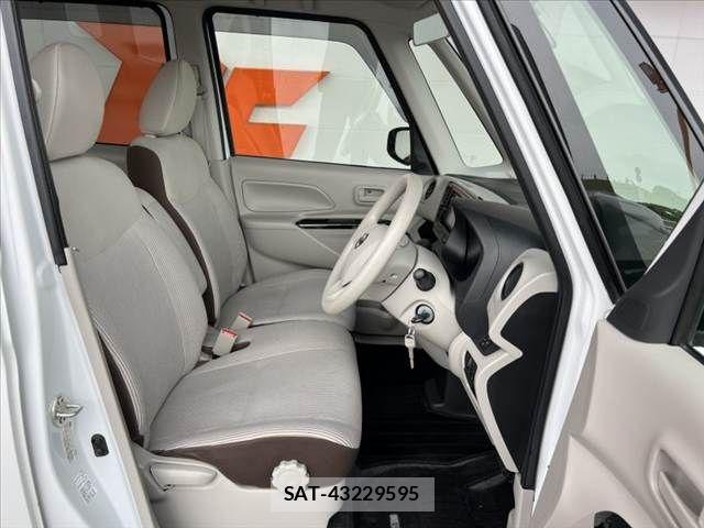 Nissan DAYZ ROOX 2017-08 7722681-15