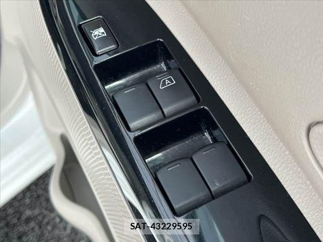 Nissan DAYZ ROOX 2017-08 7722681-27