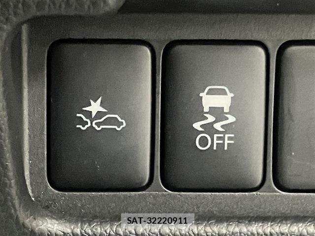 Nissan DAYZ ROOX 2017-09 7722689-12