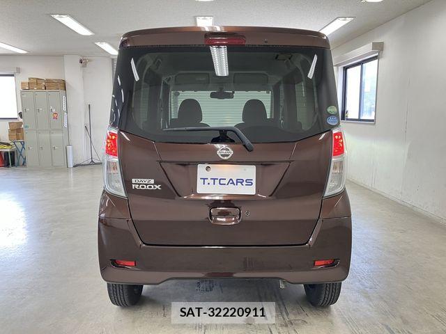 Nissan DAYZ ROOX 2017-09 7722689-25