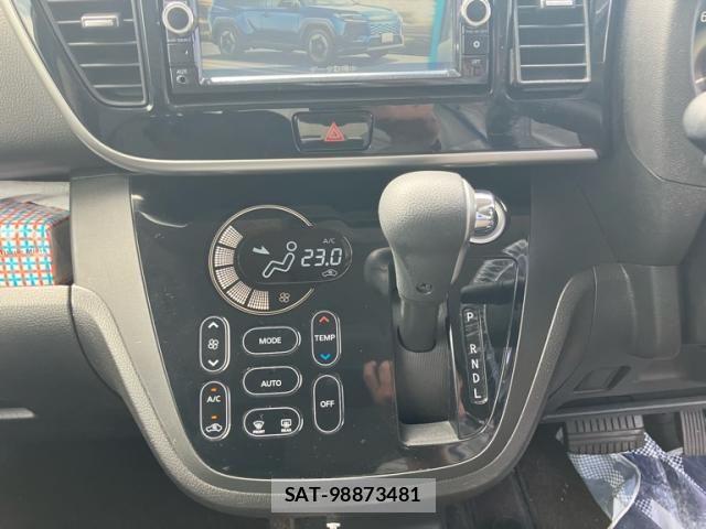 Nissan DAYZ ROOX 2015-01 7876107-23