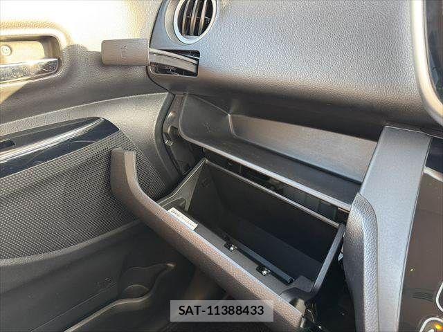 Nissan DAYZ ROOX 2018-06 7876102-27