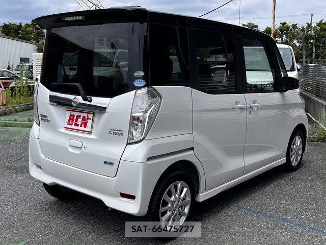 Nissan DAYZ ROOX 2016-02 7961199-2