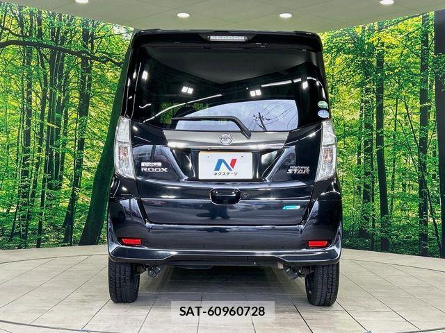 Nissan DAYZ ROOX 2014-11 7961203-14