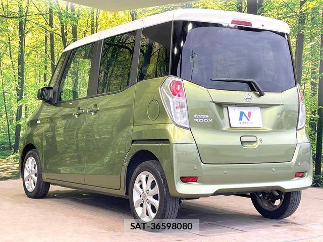 Nissan DAYZ ROOX 2019-06 7979012-16