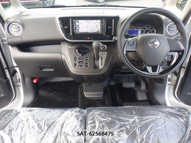 Nissan DAYZ ROOX 2018-10 7978996-11