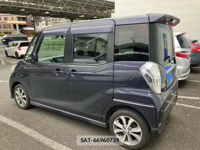 Nissan DAYZ ROOX 2015-02 8035256-7