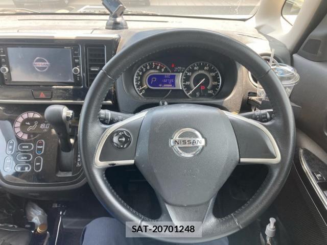 Nissan DAYZ ROOX 2018-01 8073566-17