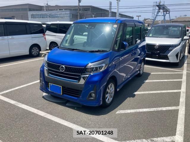 Nissan DAYZ ROOX 2018-01 8073566-1