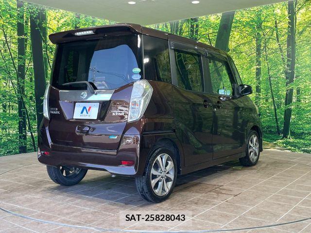 Nissan DAYZ ROOX 2014-06 8073561-16
