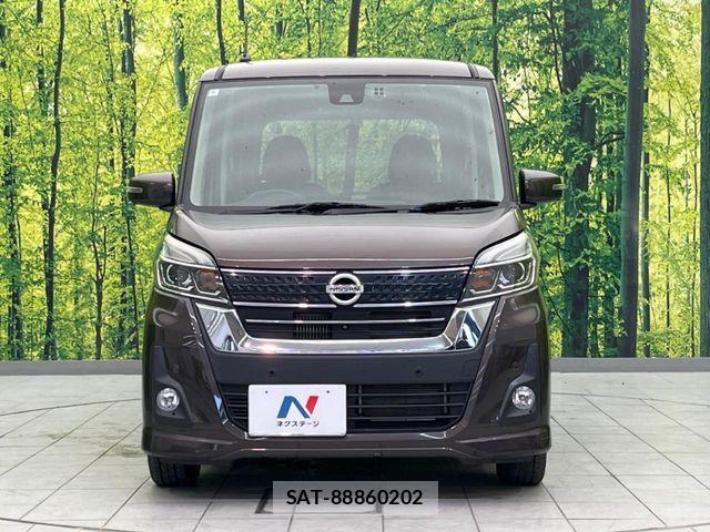 Nissan DAYZ ROOX 2018-06 8098841-13