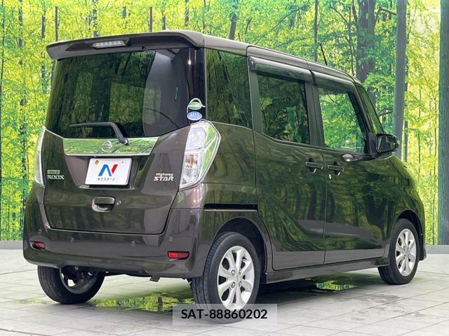 Nissan DAYZ ROOX 2018-06 8098841-16
