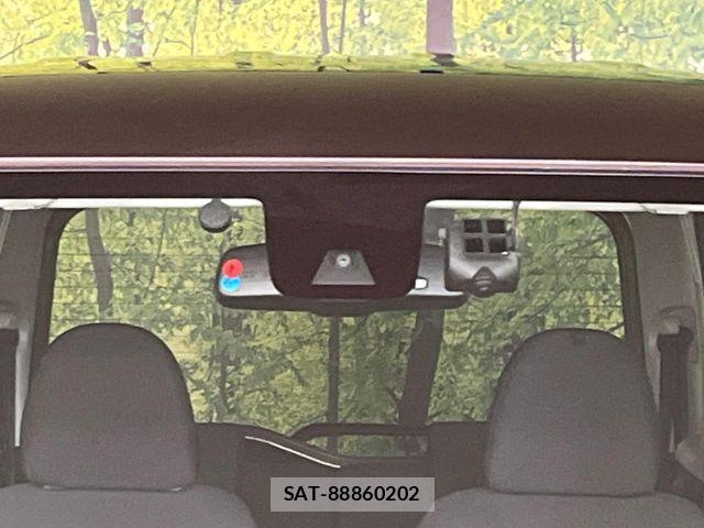 Nissan DAYZ ROOX 2018-06 8098841-2