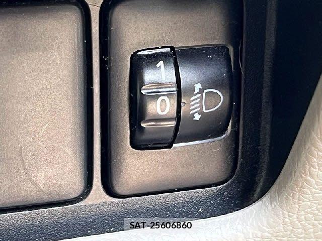 Nissan DAYZ ROOX 2017-02 8098849-19
