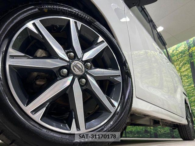 Nissan DAYZ ROOX 2017-06 8098842-12