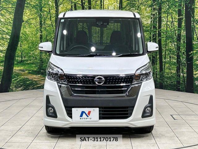 Nissan DAYZ ROOX 2017-06 8098842-13