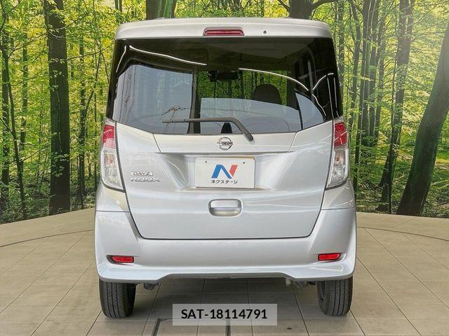 Nissan DAYZ ROOX 2018-03 8129756-14