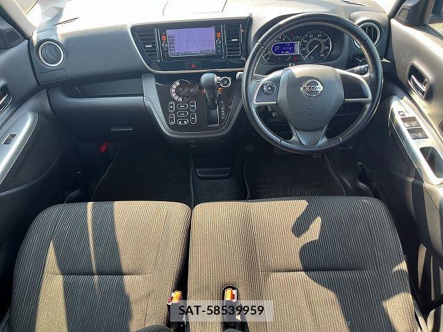 Nissan DAYZ ROOX 2016-01 8145714-1