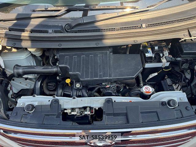 Nissan DAYZ ROOX 2016-01 8145714-27