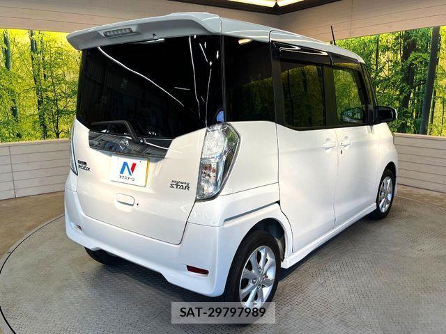 Nissan DAYZ ROOX 2017-02 8145716-15