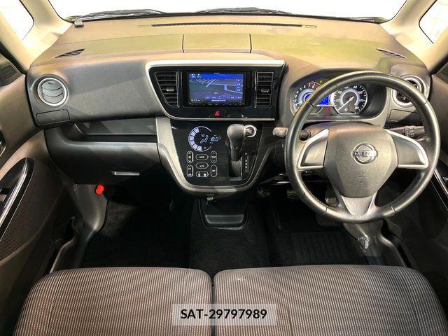 Nissan DAYZ ROOX 2017-02 8145716-1