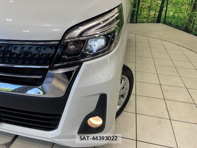 Nissan DAYZ ROOX 2017-06 8158285-11