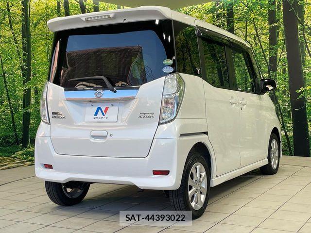Nissan DAYZ ROOX 2017-06 8158285-16