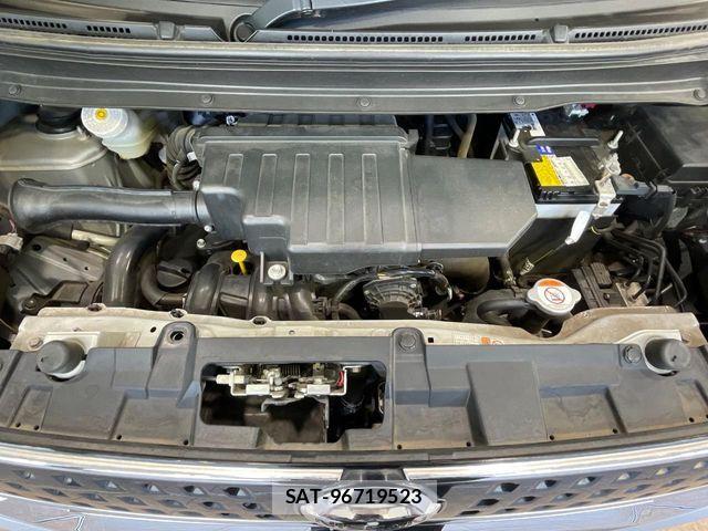 Nissan DAYZ ROOX 2017-05 8229528-17