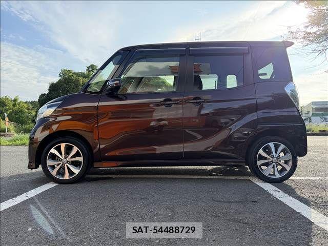 Nissan DAYZ ROOX 2014-02 8245036-5