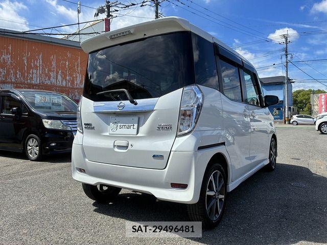 Nissan DAYZ ROOX 2016-12 8245033-8