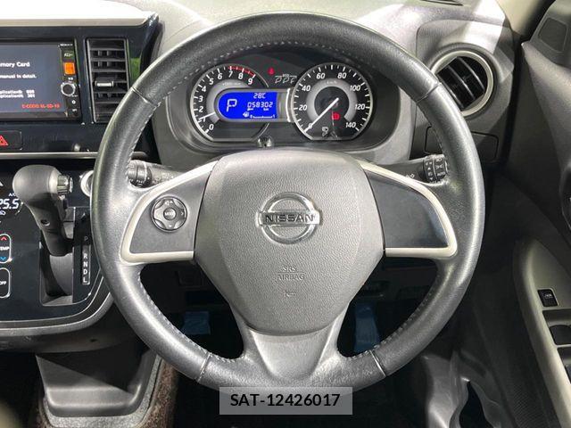 Nissan DAYZ ROOX 2015-06 8245030-10