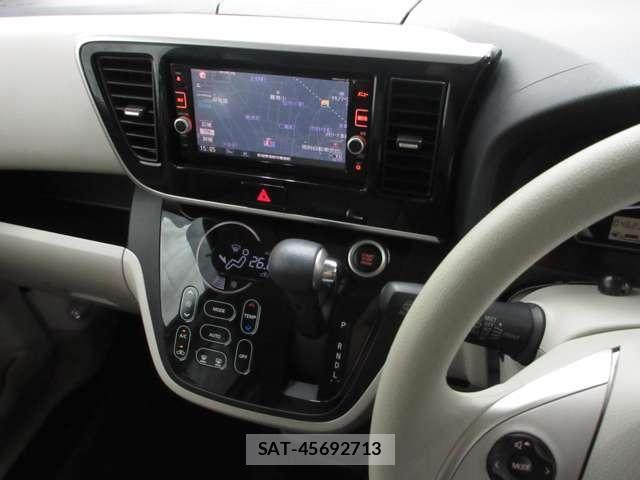 Nissan DAYZ ROOX 2016-12 8245032-14