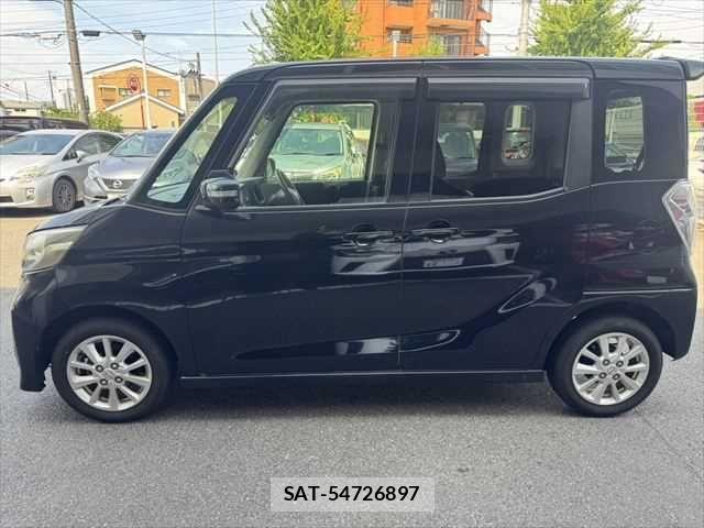 Nissan DAYZ ROOX 2014-09 8245031-18