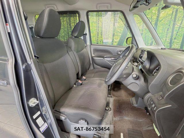 Nissan DAYZ ROOX 2018-02 8314177-7