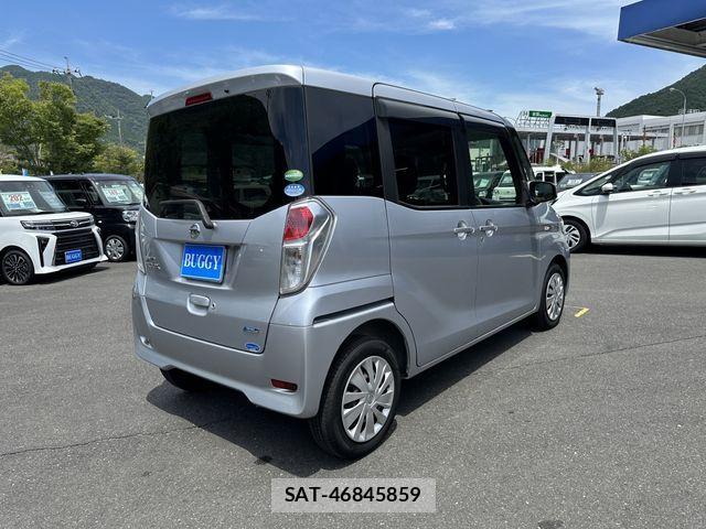 Nissan DAYZ ROOX 2014-08 8314182-4