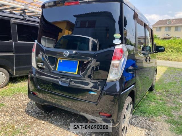 Nissan DAYZ ROOX 2015-11 8314186-3