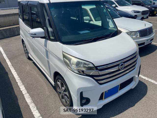 Nissan DAYZ ROOX 2014-02 8314190-2