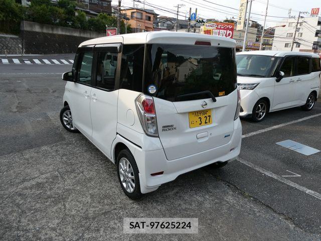 Nissan DAYZ ROOX 2016-02 8335564-2